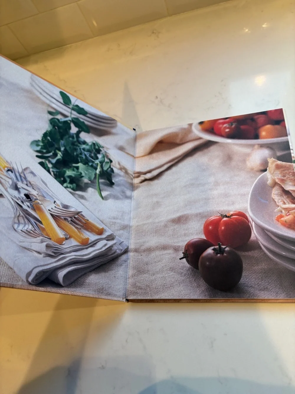 Williams Sonoma Farmers' Market Cookbook - Multicolor Produce Cover